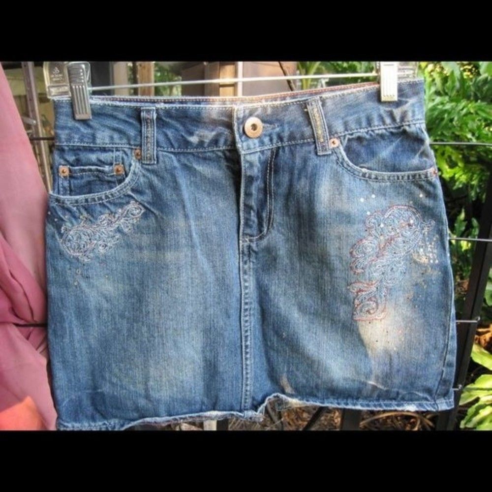 American Eagle Outfitters 0 Denim Jean Skirt Decorative Scroll Beaded Accents